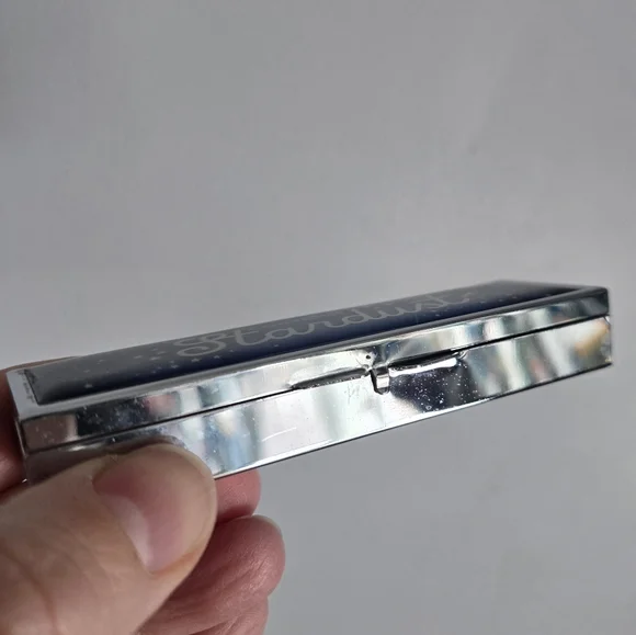 🎁 Free With Any Purchase - Pill Container - Picture 4 of 5